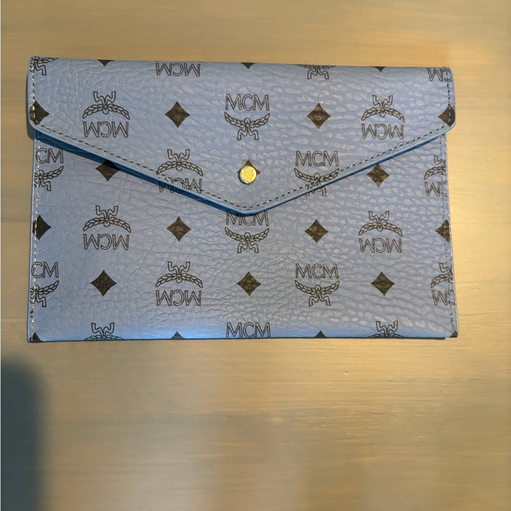 MCM Blue and Black Monogram Envelope Clutch GWP - Picture 3 of 6
